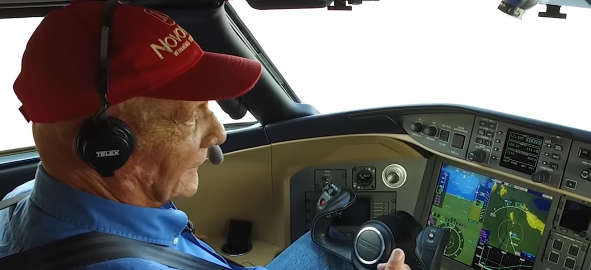 Niky Lauda in cockpit