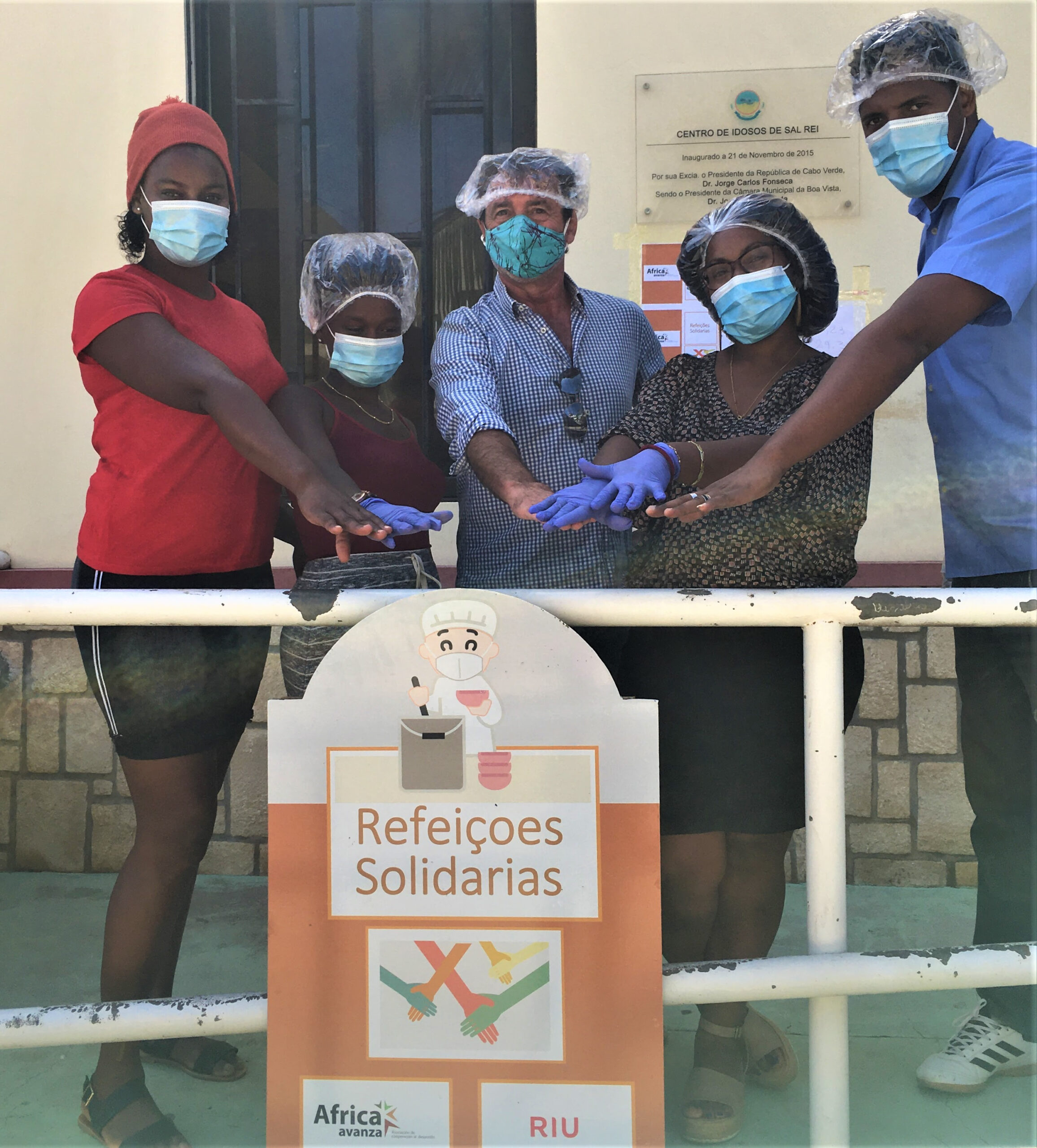RIU HOTELS & RESORTS distribuisce pasti solidali a Capo Verde