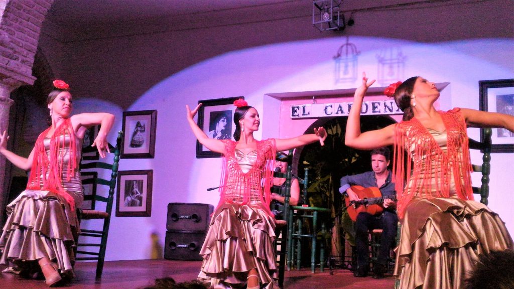 Cordoba o Cordova IN 5 FOTO - Tablao Flamenco El Cardenal