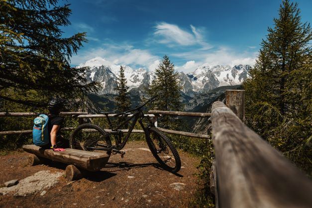 Pedalare - La Thuile Bike World