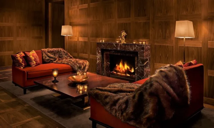 The Rome EDITION - winter lounge photo credit Nikolas Koenig