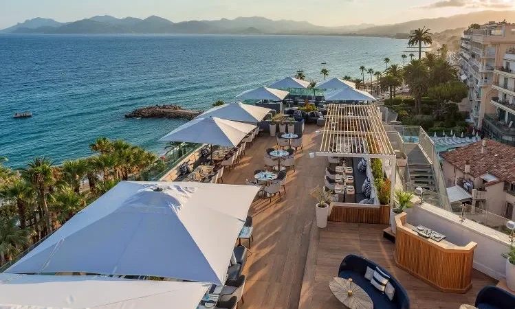Canopy by Hilton Cannes Marea - Rooftop at Sunset 2