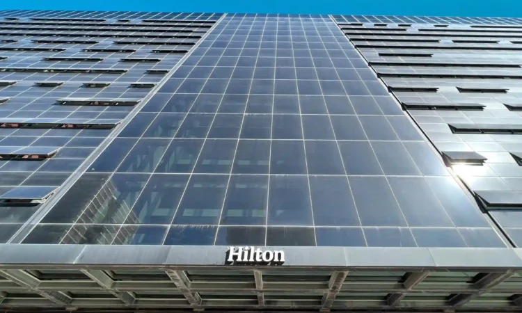 Hilton Rome Eur La Lama esterno insegna mod